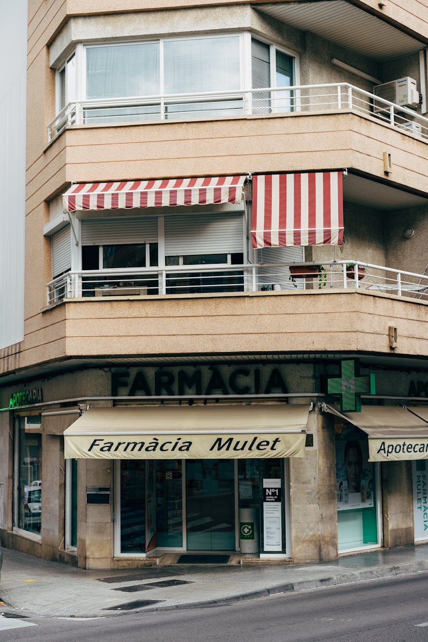 ATENDENTE DE FARMÁCIA