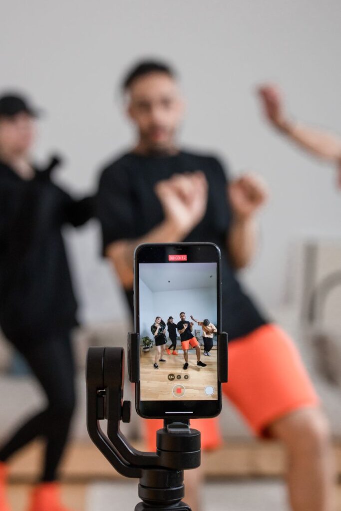 Como Usar o Canva para Vídeos Curtos (Reels/TikTok)